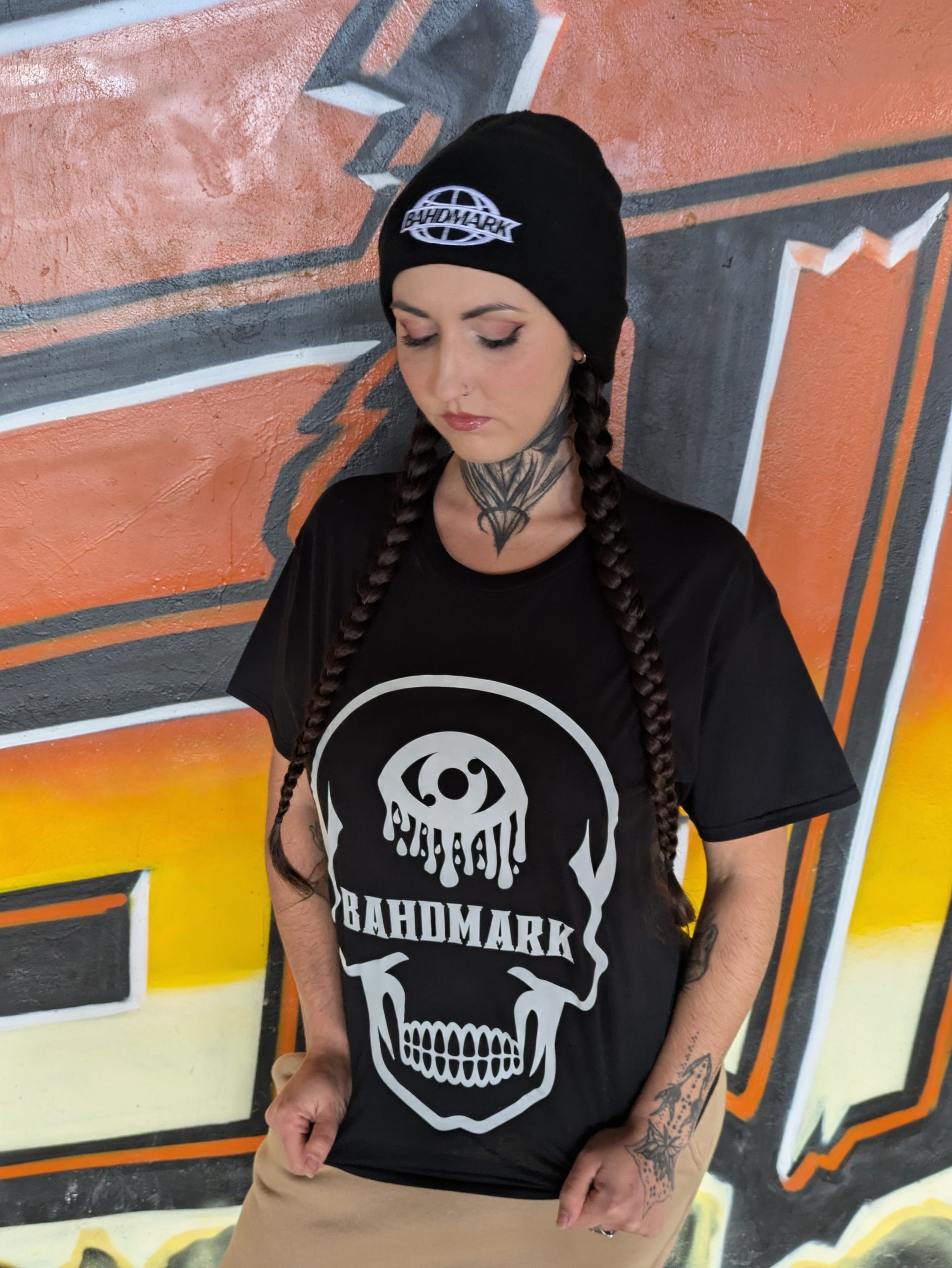 T-shirt Enblem skull black